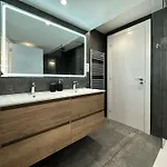 Urban Waves By Hello Homes Apartment *
