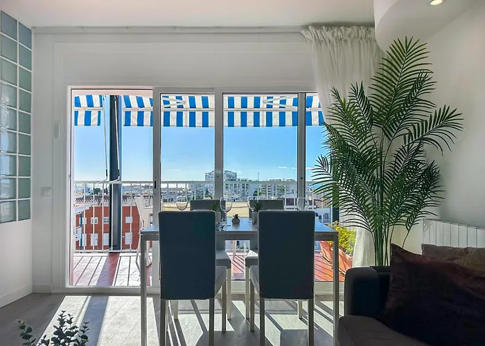 Urban Waves By Hello Homes Sitges