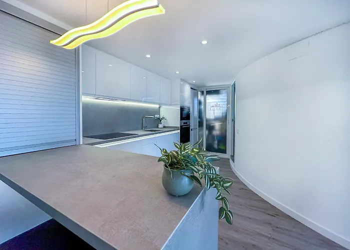 Urban Waves By Hello Homes * Sitges