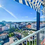 Urban Waves By Hello Homes Sitges