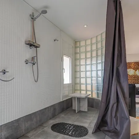 Apartment On The Rocks By Hello Homes Sitges