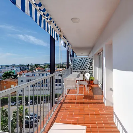 On The Rocks By Hello Homes