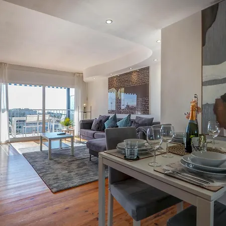 On The Rocks By Hello Homes Apartament *