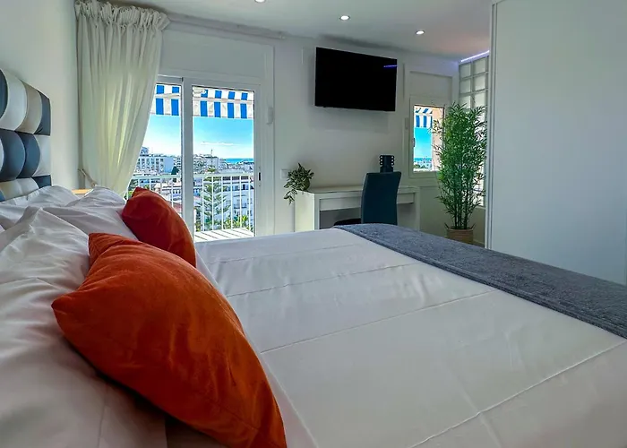 Appartement Urban Waves By Hello Homes